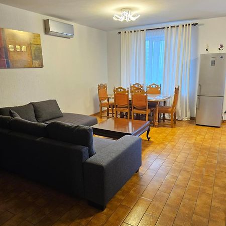 Bulevardul Constantin Negruzzi 2/6 Chişinău Esterno foto